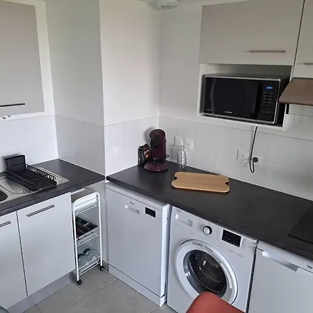 Iconic 652, T2 Vue Mer, Bien Equipe, Centre Port Apartament *