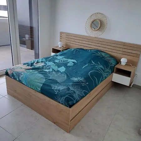 Apartament Iconic 652, T2 Vue Mer, Bien Equipe, Centre Port *