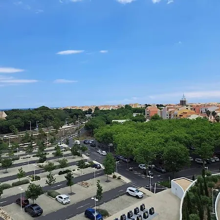 Iconic 652, T2 Vue Mer, Bien Equipe, Centre Port Apartament *