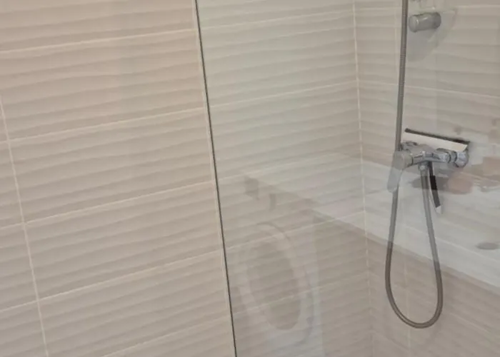 Iconic 652, T2 Vue Mer, Bien Equipe, Centre Port *